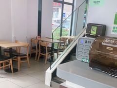 -老乡鸡(滨湖假日店)