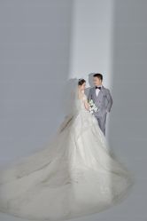 -雪中彩影婚纱摄影·微光艺术中心