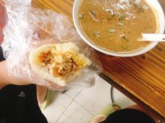 -云南大锅豆浆店