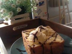 冰激淋奶香吐司-同福聚新疆大盘鸡(总店)