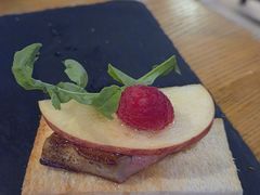 香煎鹅肝配覆盆子烤面包-LA MAISON公鸡和龙(蛇口店)
