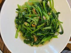 -黄泥岗·地道湖北菜(奥特莱斯店)