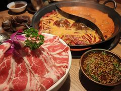 -巴卤社老火锅(财富店)
