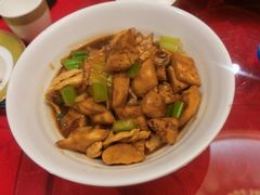 -木卡买提新疆餐厅·清真(新里海顿公馆店)