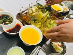 -红鼎豆捞·非遗鲍皇汤火锅(宝丰路店)