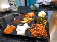 -烤路里·韩国品质自助烤肉(石路天虹4号店)