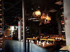 -胡桃里音乐餐厅(陶溪川店)(川湘赣菜·世界百大酒庄直供红酒·音乐表演)