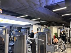 -超鹿运动(达信大厦店)