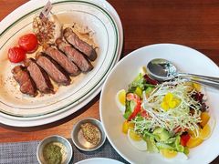 -MONICH牛排融合餐厅(和义大道购物中心店)