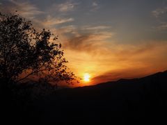 -鬼笑石后山停车场