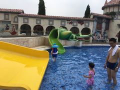 -泉城欧乐堡戏水湾艺术养生温泉