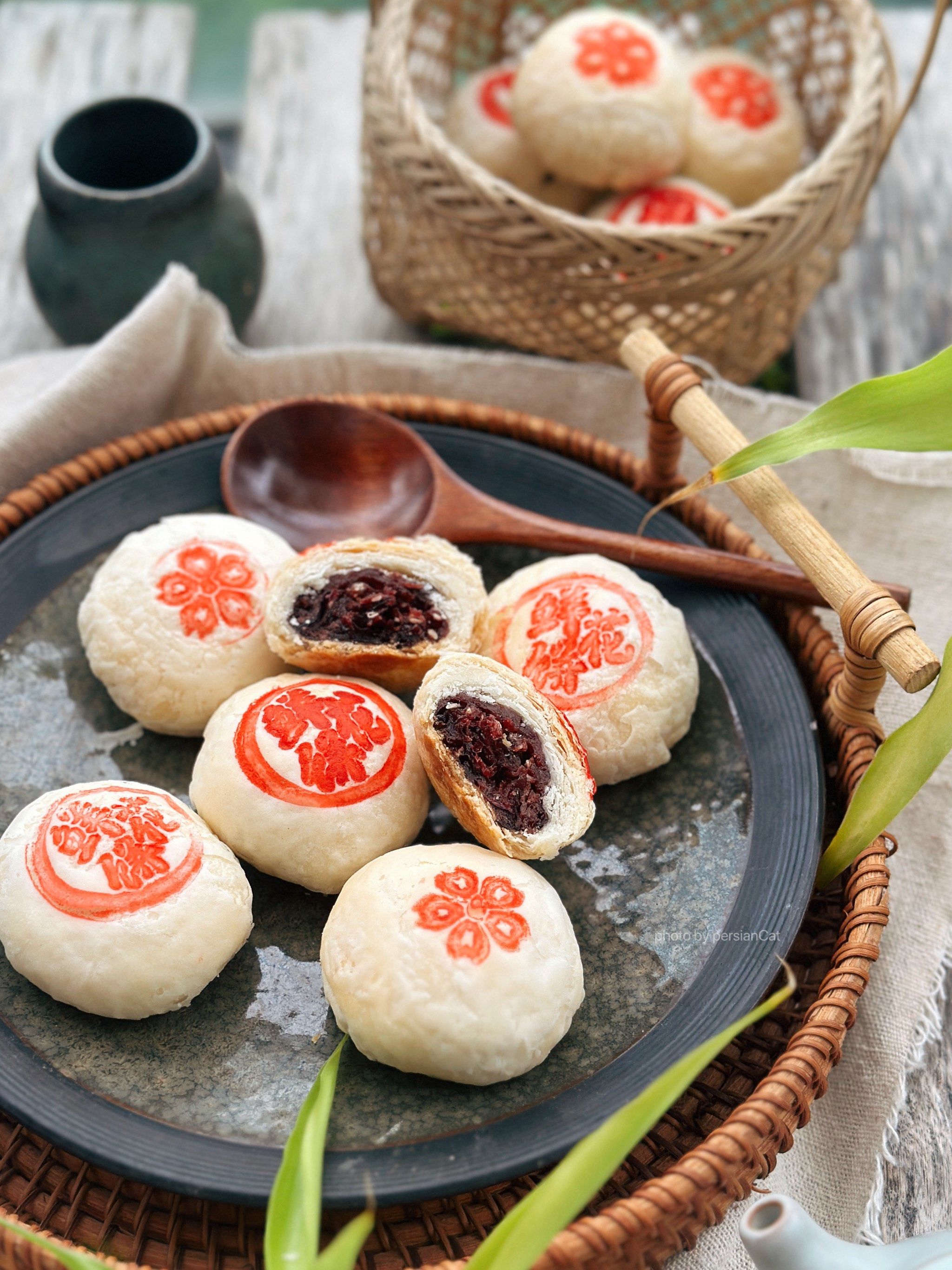 苏式玫瑰鲜花月饼🌹🥮层层起酥,唇齿留香