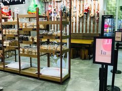 面包甜点陈列柜-PAPER STONE BAKERY(天汇广场店)