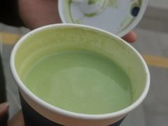 抹茶拿铁-瑞幸咖啡(长城万富汇店)