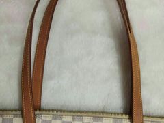 -IRENCE伊琳丝奢侈品皮具护理(二手鉴定世界广场店)