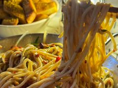 -满格嗦新疆椒麻鸡火锅.炒米粉(川大江安校区店)