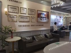 -亲吻宝贝儿童摄影