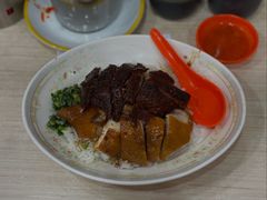 烧鹅油鸡饭-一乐烧鹅(中环店)