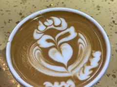 澳白-HANA COFFEE(长寿路店)