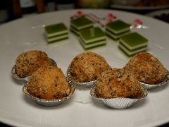 绿茶糕拼芝麻粉时-万家宴海鲜大酒楼(五四路店)