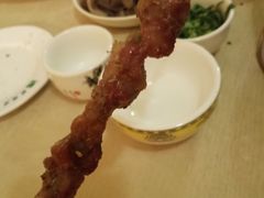 -洞庭洲·防空洞火锅·烧烤·铜锅涮肉(新百广场店)