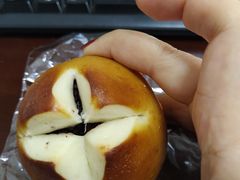 -沁屋面包店(人民东路店)