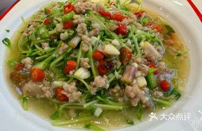 Braised Bean Sprouts with Meat Sauce