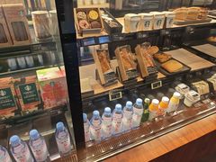 -星巴克(杭州临平银泰城B1店)
