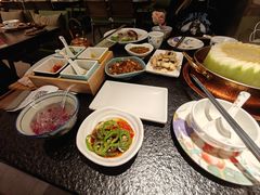 -得意咚瓜·顺德鱼生·冬瓜火锅(深圳首店)