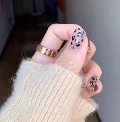 -CM.Nail美甲美睫