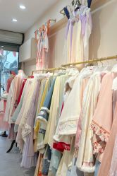-一揽芳华汉服旗袍体验馆(拙政园店)