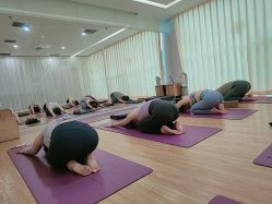 -Peach Yoga桃桃瑜伽塑形馆