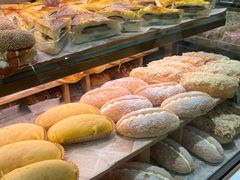 -Caidie Bakery采蝶轩(百越店)
