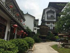 -龙山酒店温泉