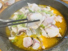 -大鼎石锅鱼(春江里店)