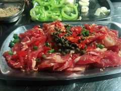-马路牙子地桌烤肉(工体店)