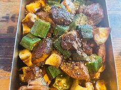 秋葵蘑菇煎牛舌-有肉食·虎九闽菜(798艺术区店)