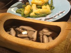 -蜜桃餐厅·江浙融合菜(荟聚购物中心店)