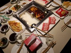-海底捞火锅鲜切牛肉主题店(长寿路店)