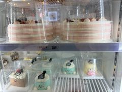 -DQ·蛋糕·冰淇淋(大宁国际商业广场店)
