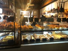 面包甜点陈列柜-仙峰天然面包(迎宾路店)