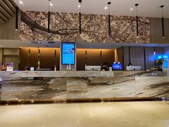 -西安大雁塔科技大学地铁站亚朵酒店