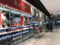 -Adidas(东荟城店)