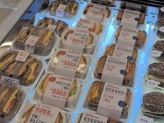 -红星前进面包牛奶公司(君太店)