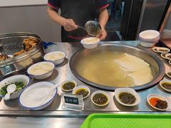 -居然之家(两江国际MALL店)