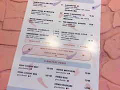 -Pinchy's Lobster & Champagne Bar