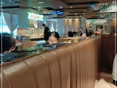 大堂-海底捞火锅鲜切牛肉主题店(长寿路店)