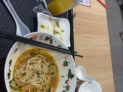 -鼎义丰功夫面(星光大道店)
