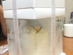 -山与蓝·轻糖鲜果蛋糕(勒泰店)
