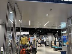 -迪卡侬(环球港店)